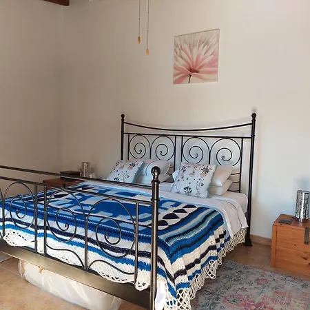 The Little House Country house Agios Theodoros