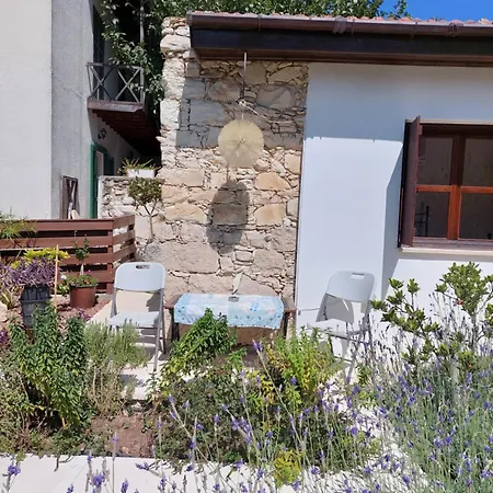 The Little House Hétvégi ház Agios Theodoros