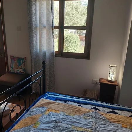 The Little House Landhaus Agios Theodoros