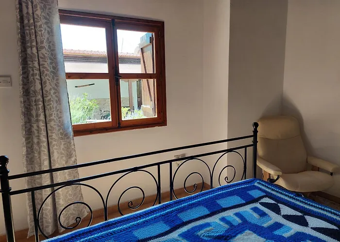 The Little House Летний дом Agios Theodoros